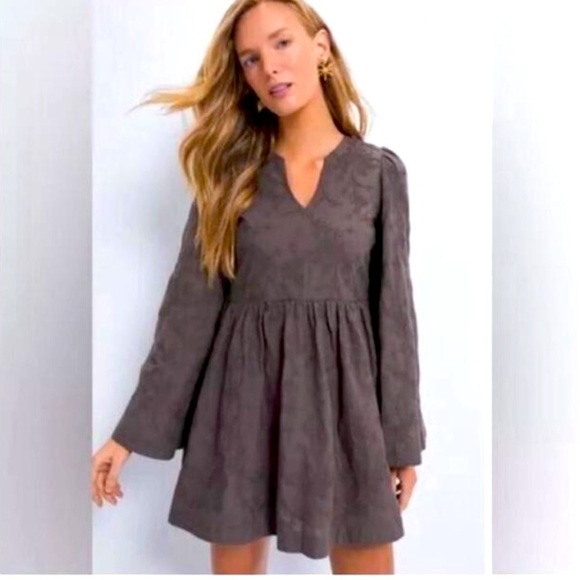 NWT Tuckernuck Hyacinth House Becca Bell-sleeved dress - Picture 1 of 6